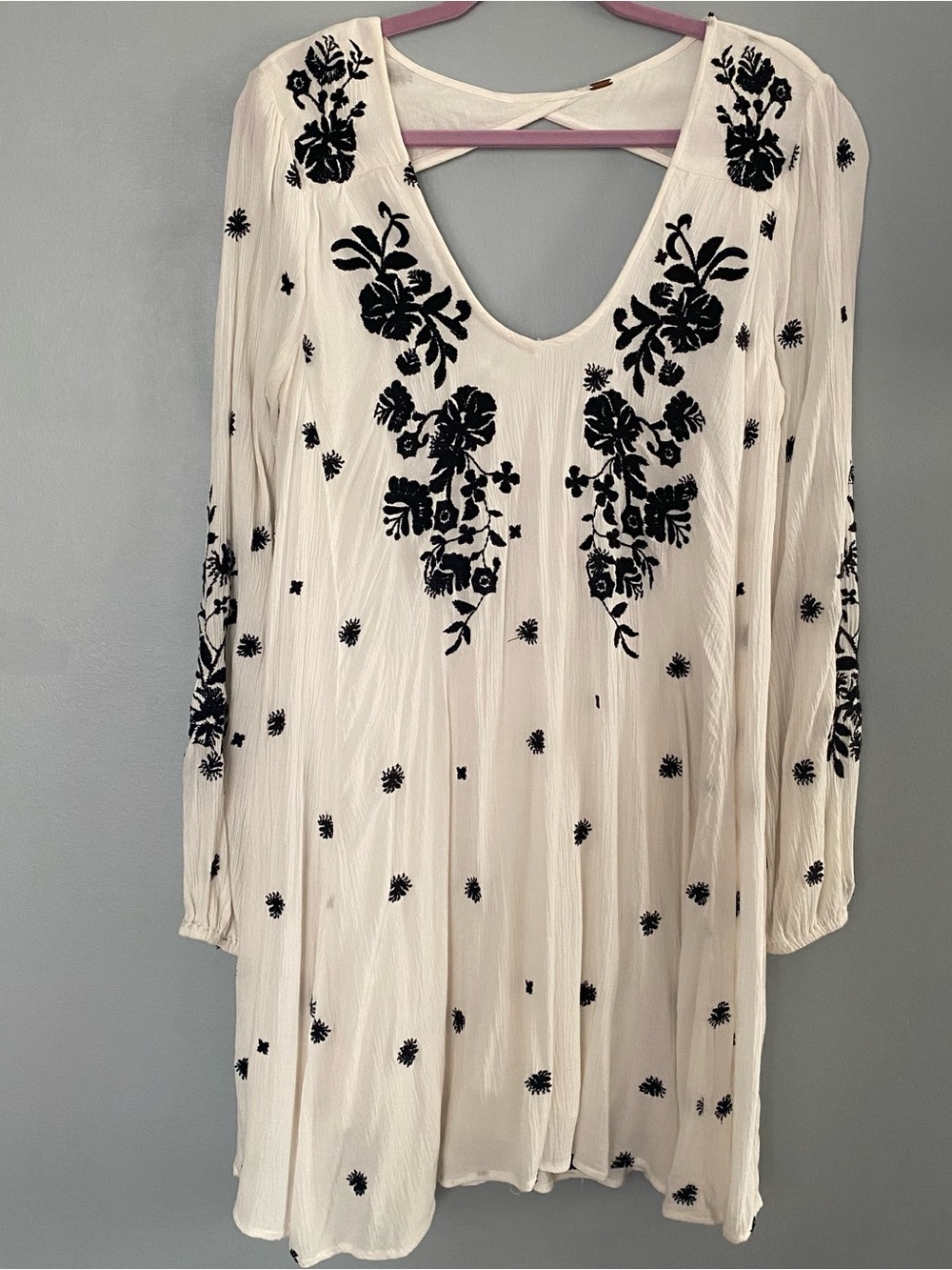 Free People White Embroidered V-Neck Long Sleeve Dress